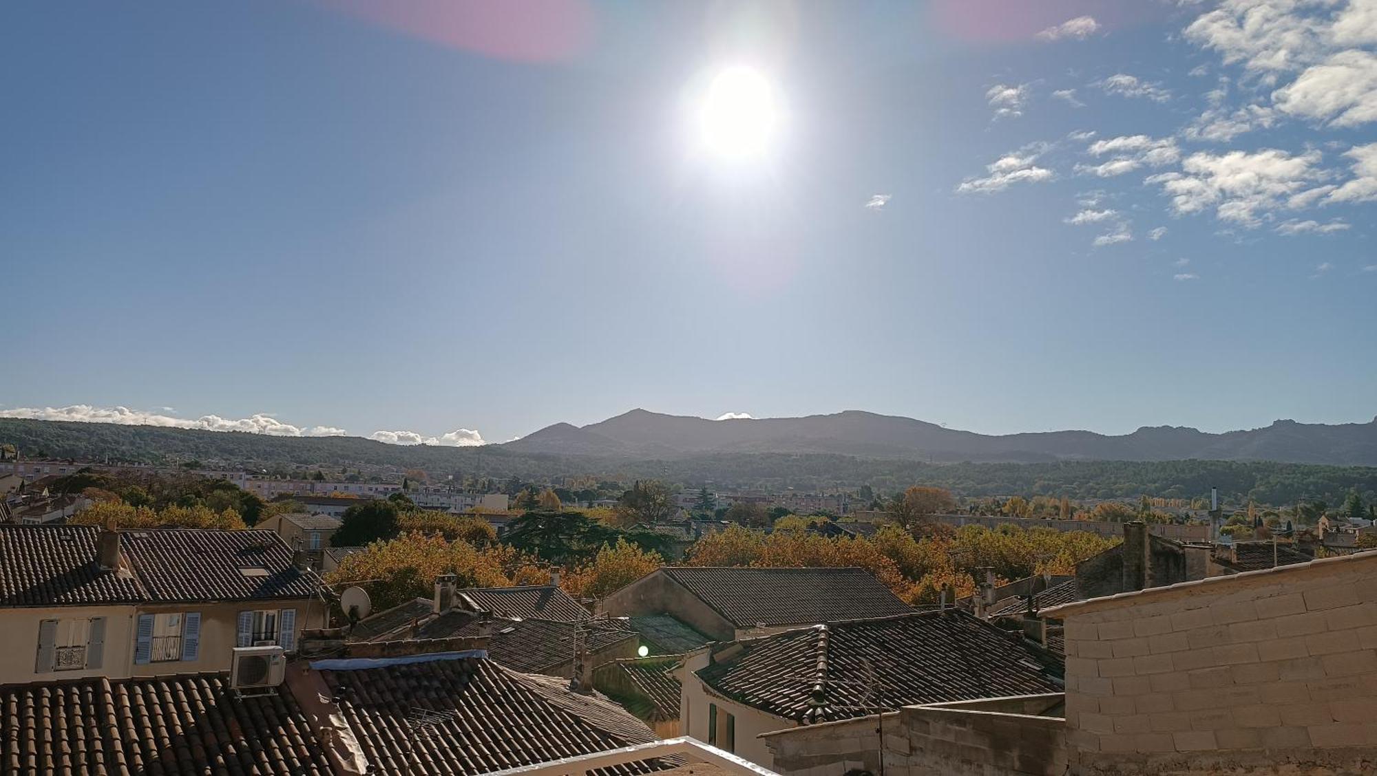 Mont Ventoux - Terrasse - Vue Degagee - Linge De Qualite - Fibre - Confort Gardanne Buitenkant foto